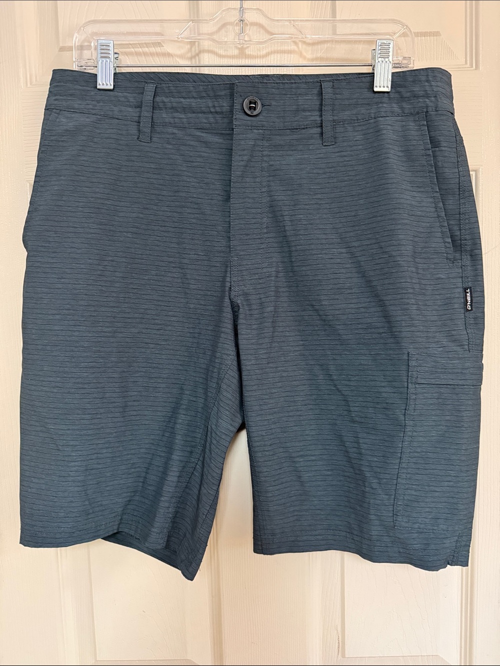 O'Neill Men's blue/green Textured Flat Front Shorts